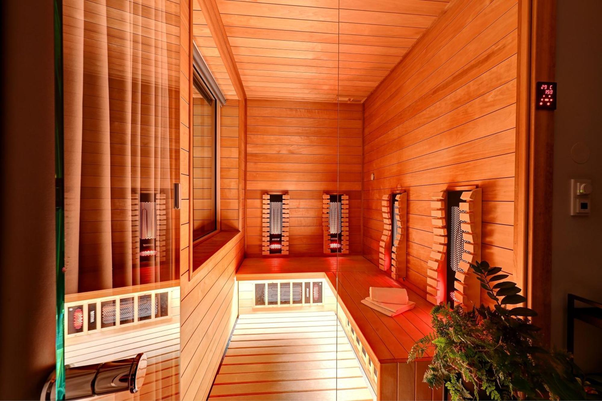 Wellness Hotel Fenix Liberec Dış mekan fotoğraf