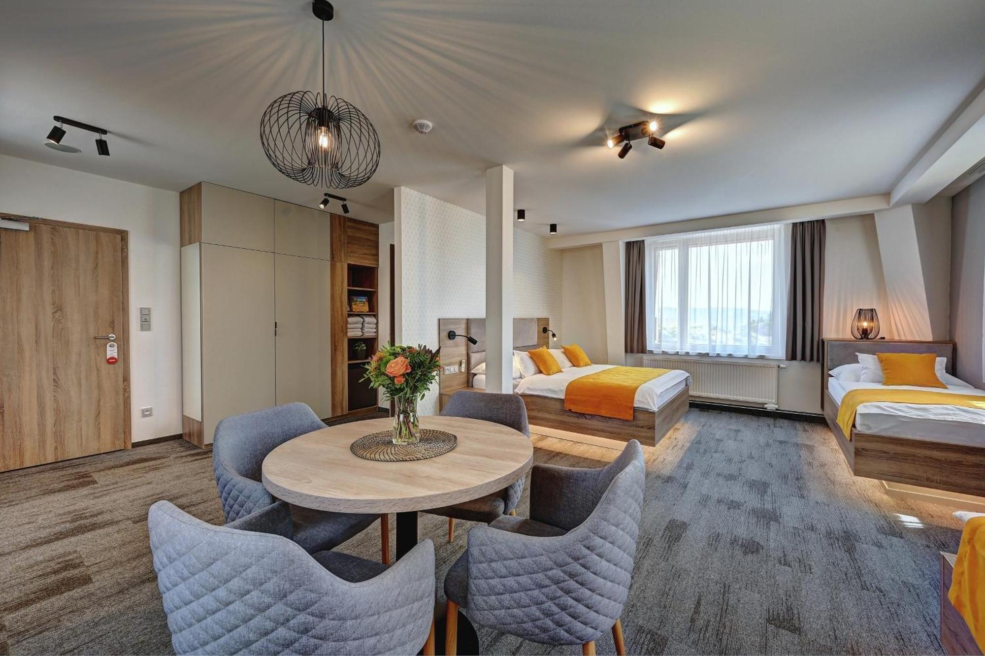 Wellness Hotel Fenix Liberec Dış mekan fotoğraf