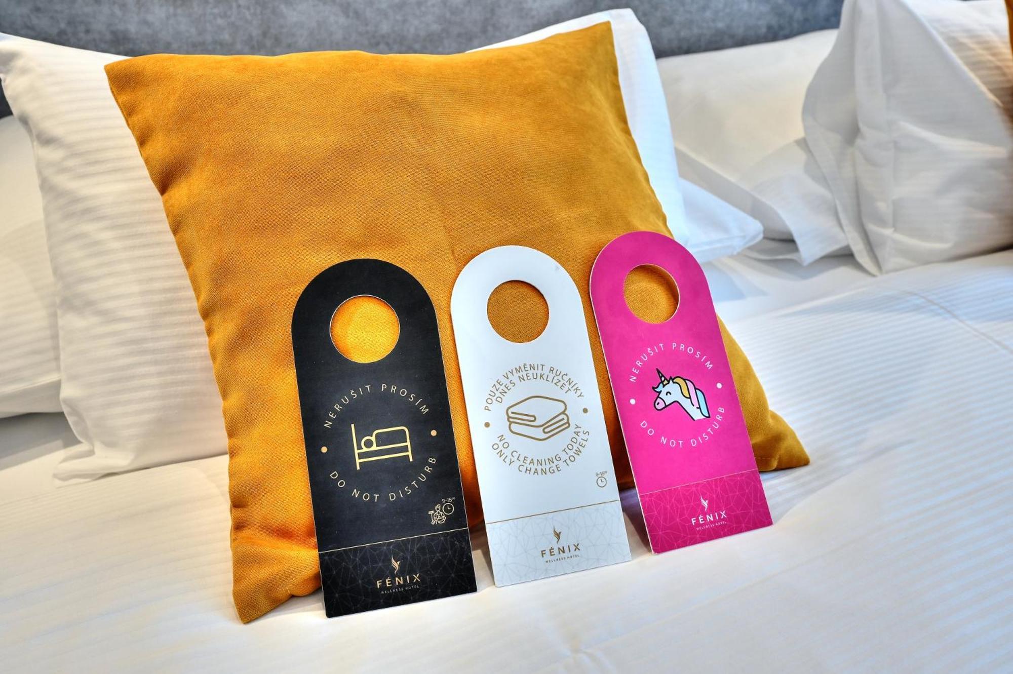 Wellness Hotel Fenix Liberec Oda fotoğraf