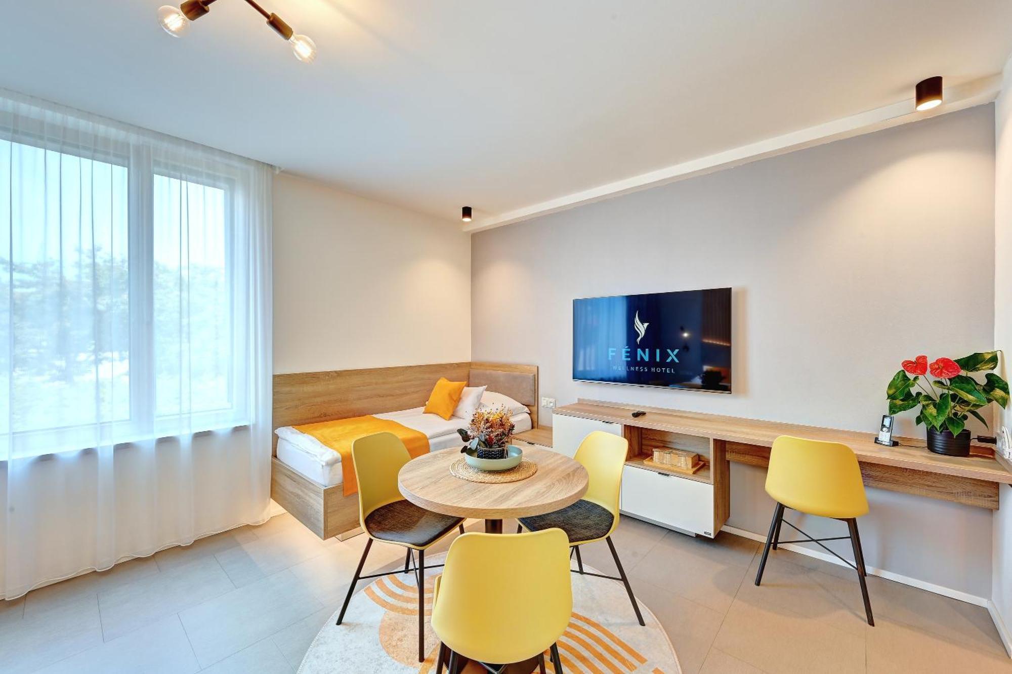 Wellness Hotel Fenix Liberec Oda fotoğraf